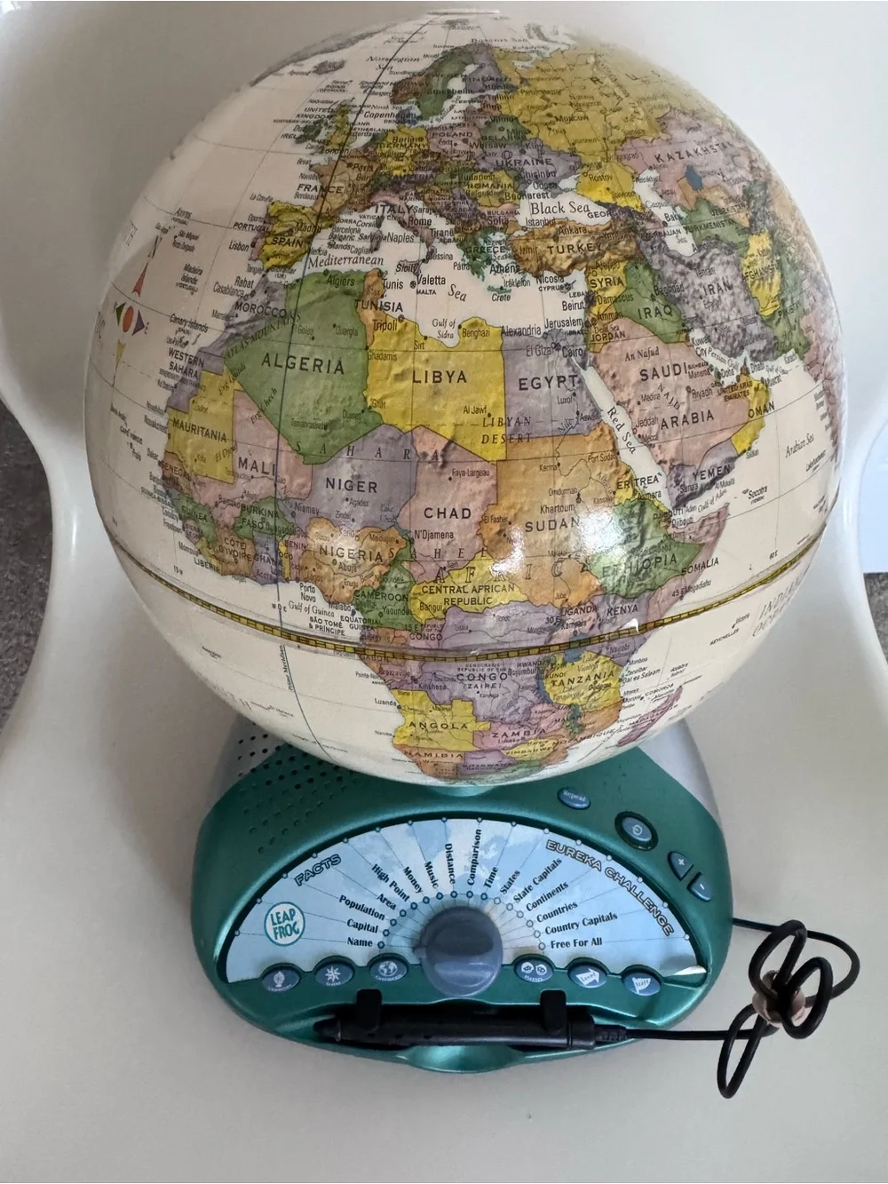 LeapFrog Interactive Talking Globe Eureka Challenge Tested Complete Homeschool